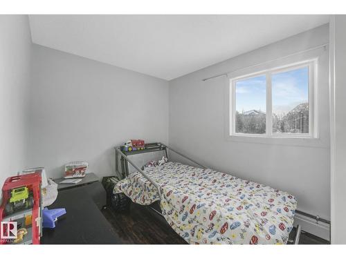 #A7 2808 116 St Nw, Edmonton, AB - Indoor Photo Showing Bedroom
