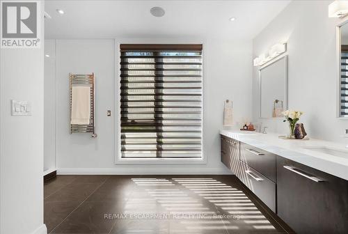 1309 Beaufort Drive, Burlington, ON - Indoor Photo Showing Bathroom