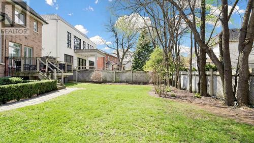 108 Yorkminster Road, Toronto, ON - Outdoor