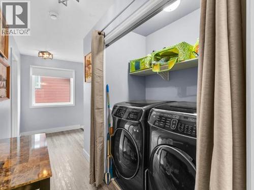 A-45 Drift Drive, Whitehorse, YT - Indoor Photo Showing Laundry Room