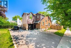 64 SHELDON Avenue N  Kitchener, ON N2H 3M4