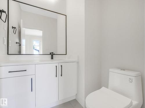 10963 129 St Nw, Edmonton, AB - Indoor Photo Showing Bathroom