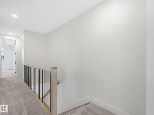 10963 129 St Nw, Edmonton, AB - Indoor Photo Showing Other Room