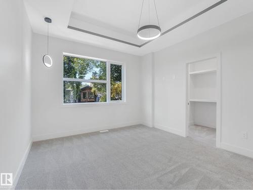 10963 129 St Nw, Edmonton, AB - Indoor Photo Showing Other Room