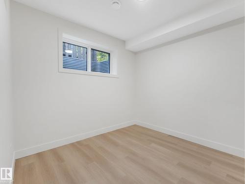 10963 129 St Nw, Edmonton, AB - Indoor Photo Showing Other Room