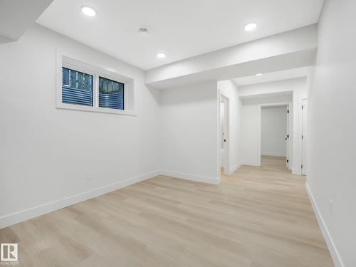 10963 129 St Nw, Edmonton, AB - Indoor Photo Showing Other Room