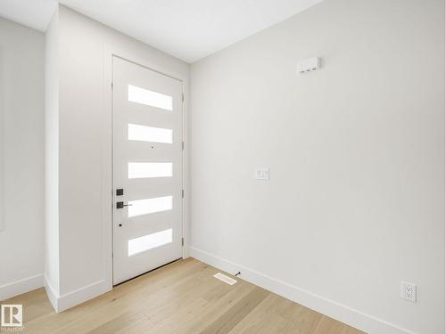 10963 129 St Nw, Edmonton, AB - Indoor Photo Showing Other Room