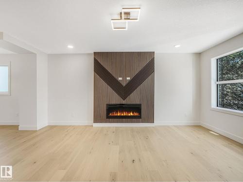 10963 129 St Nw, Edmonton, AB - Indoor With Fireplace