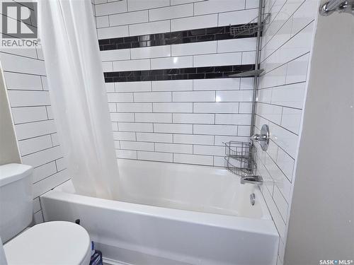 22 208 Lindsay Place, Saskatoon, SK - Indoor Photo Showing Bathroom