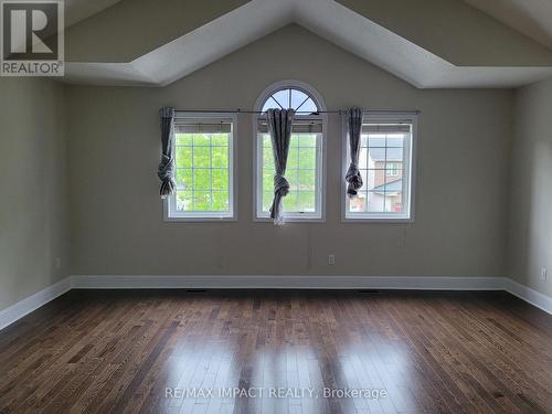 20 Remembrance Crescent, Ottawa, ON - Indoor Photo Showing Other Room