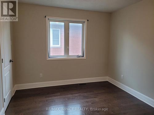 20 Remembrance Crescent, Ottawa, ON - Indoor Photo Showing Other Room