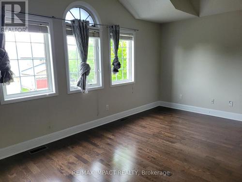 20 Remembrance Crescent, Ottawa, ON - Indoor Photo Showing Other Room