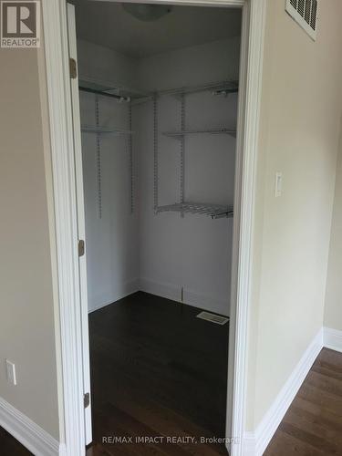 20 Remembrance Crescent, Ottawa, ON - Indoor Photo Showing Other Room