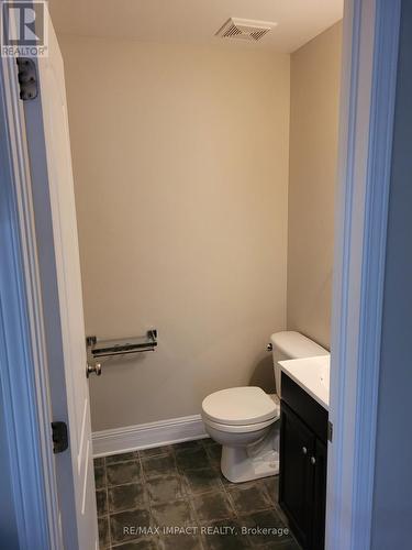 20 Remembrance Crescent, Ottawa, ON - Indoor Photo Showing Bathroom