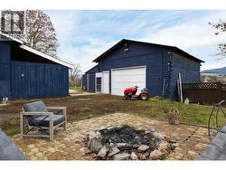 Fire pit to relax and enjoy - 
