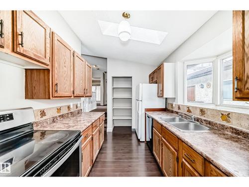 8516 190 St Nw, Edmonton, AB - Indoor Photo Showing Kitchen With Double Sink