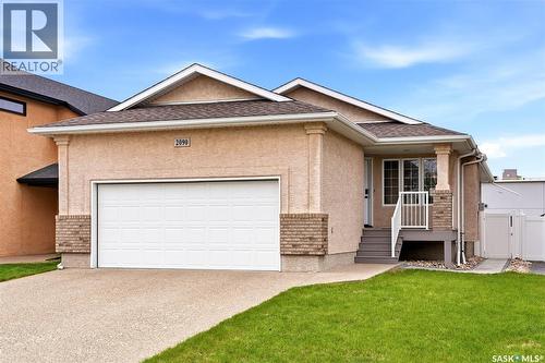 2090 Laurier Bay E, Regina, SK - Outdoor
