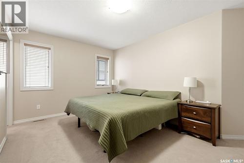 2090 Laurier Bay E, Regina, SK - Indoor Photo Showing Bedroom