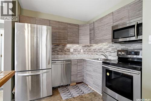 2249 Atkinson Street, Regina, SK - Indoor Photo Showing Kitchen With Stainless Steel Kitchen With Upgraded Kitchen