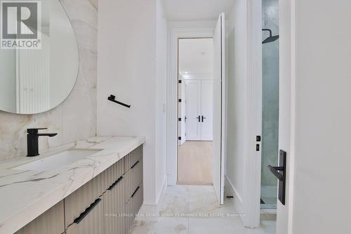 1143 Kane Road, Mississauga, ON - Indoor Photo Showing Bathroom