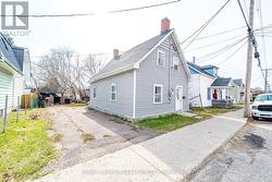 42 BONNECHERE STREET S Renfrew, ON K7V 1Z1