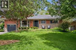291 STRATHCONA Drive  Burlington, ON L7L 2C9