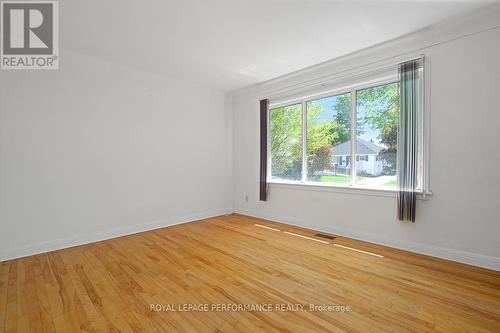 535 Dunbrack Street, Ottawa, ON - Indoor Photo Showing Other Room