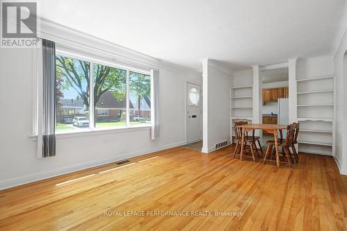 535 Dunbrack Street, Ottawa, ON - Indoor