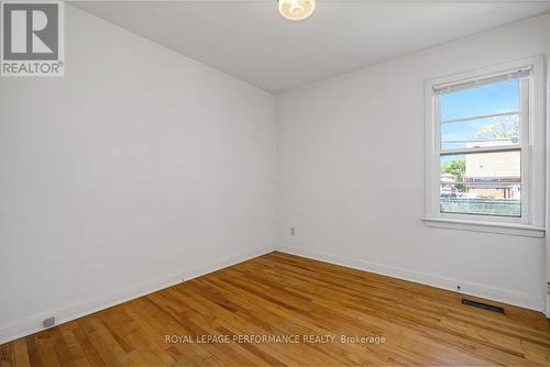 535 Dunbrack Street, Ottawa, ON - Indoor Photo Showing Other Room