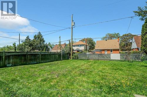 535 Dunbrack Street, Ottawa, ON - Outdoor