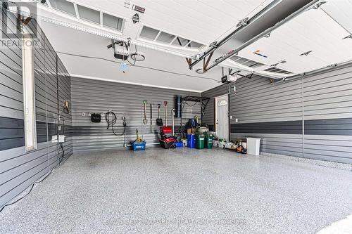 42 Sycamore Drive, Markham, ON -  Photo Showing Garage