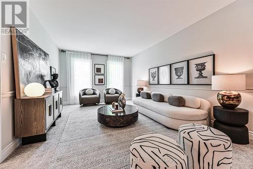 42 Sycamore Drive, Markham, ON - Indoor Photo Showing Living Room