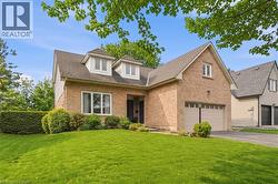 212 DIGBY Road  Oakville, ON L6J 6C7