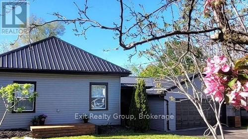 24 WILKINS STREET  Belleville (Thurlow Ward), ON K8P 1P1