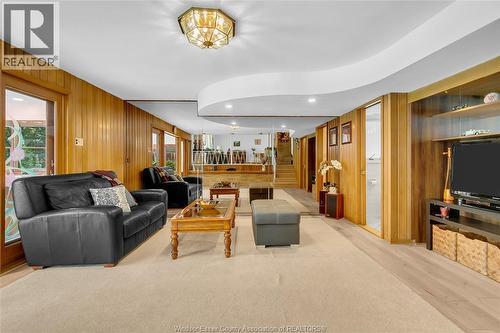 719 Champlain Drive, Windsor, ON 
