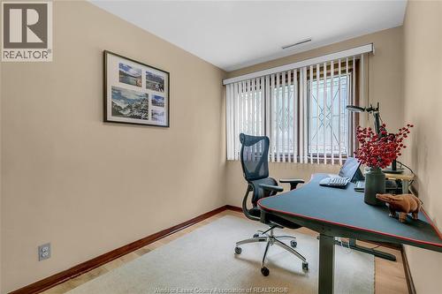 719 Champlain Drive, Windsor, ON 