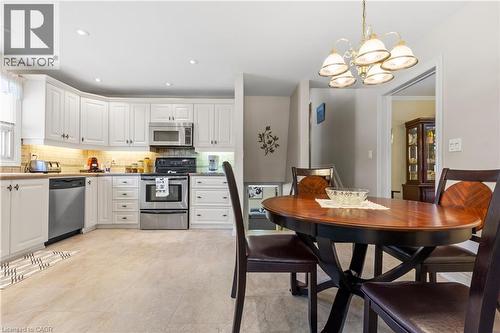 58 Centennial Parkway S, Hamilton, ON - Indoor Photo Showing Other Room