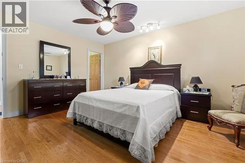 58 Centennial Parkway S, Hamilton, ON - Indoor Photo Showing Bedroom