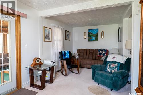 300 Carson Street, Dundurn, SK - Indoor