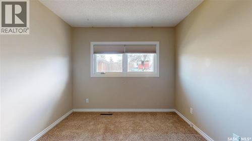 5445 4Th Avenue, Regina, SK - Indoor Photo Showing Other Room
