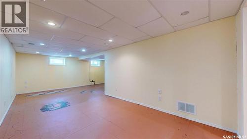 5445 4Th Avenue, Regina, SK - Indoor