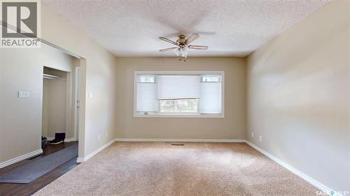 5445 4Th Avenue, Regina, SK - Indoor Photo Showing Other Room