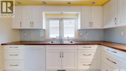 5445 4Th Avenue, Regina, SK - Indoor Photo Showing Kitchen With Double Sink