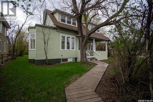 760 James STREET N  Lumsden, SK S0G 3C0