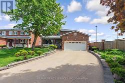 29 CHESTNUT AVENUE S Brampton, ON L6X 2A6
