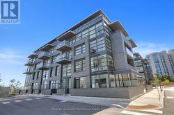 444 - 1610 CHARLES STREET Whitby (Port Whitby), ON L1N 0P5