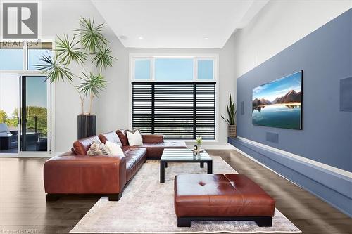 1309 Beaufort Drive, Burlington, ON - Indoor Photo Showing Living Room