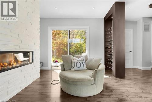 1309 Beaufort Drive, Burlington, ON - Indoor Photo Showing Living Room With Fireplace