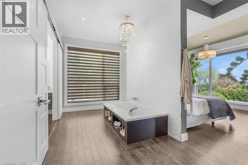 1309 Beaufort Drive, Burlington, ON - Indoor