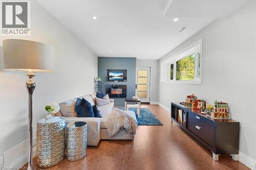 1309 Beaufort Drive, Burlington, ON - Indoor